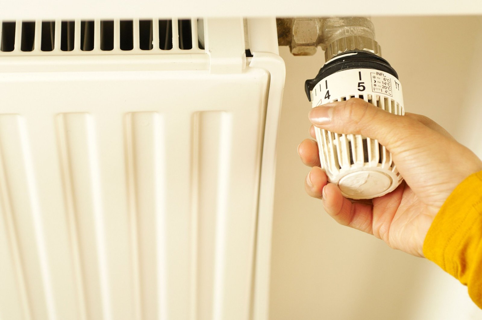 Réglage d'un thermostat relié à une chaudière à condensation gaz